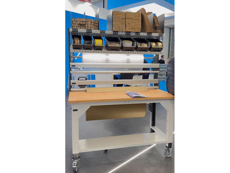 Banc d’emballage Fami complet avec 2 cutters sur roulettes, 1500 mm, plateau en bois